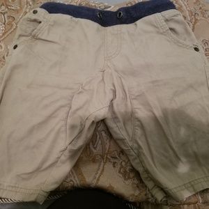 Toddler short size m(5/6)